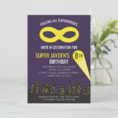 Superheld, de uitnodiging voor verjaardagsfeestjes (Staand voorkant)