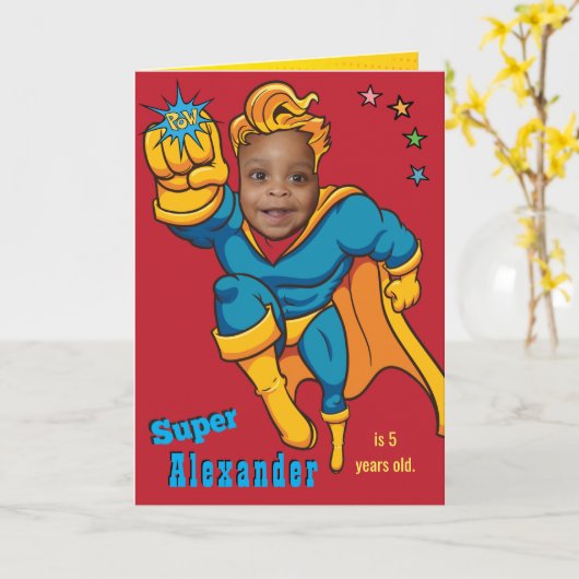 Superheld Flying Photo Specialized Birthday Kaart (Gele Bloem)