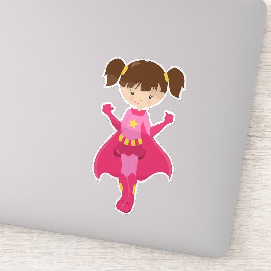 Superheld-meisje, bruin haar, roze cape, scheermei sticker (Detail)