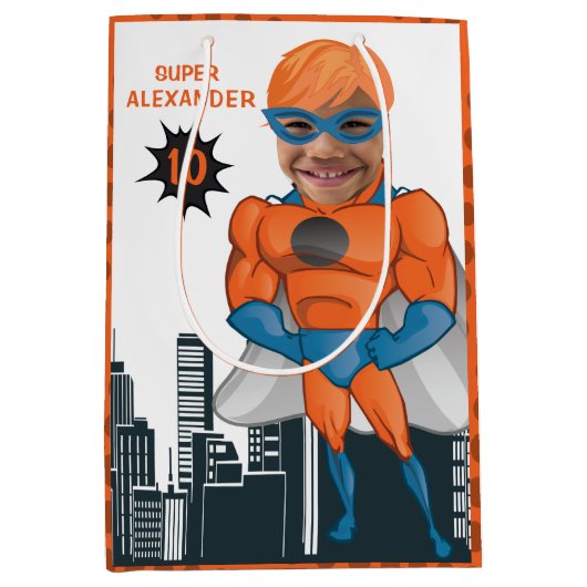 Superheld Musculair Man Oranje Greatest Fun Birthd Medium Cadeauzakje (Voorkant)