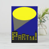 Superheld Party Invitation - Cityscape & Spotlight Kaart (Staand voorkant)
