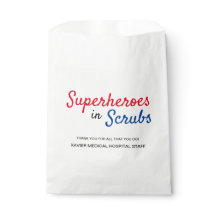 Superhelden in het aangepaste ziekenhuis van Scrub