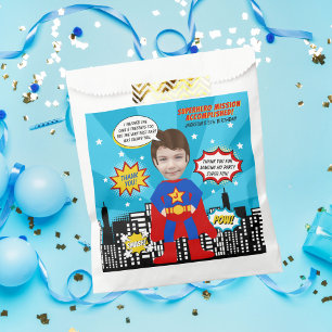 Superhero Comic Book Style Boy Verjaardagsfoto Bedankzakje