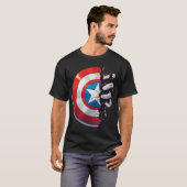 Superhero Shield met vuist T-shirt (Voorkant volledig)