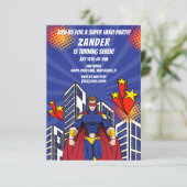Superhero Skyline Jongen Verjaardagsfeestuitnodigi Kaart (Staand voorkant)