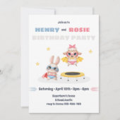 Superhero Twins Verjaardagsfeestuitnodiging Kaart (Voorkant)