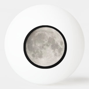 Supermaan in de zwarte hemel pingpongbal