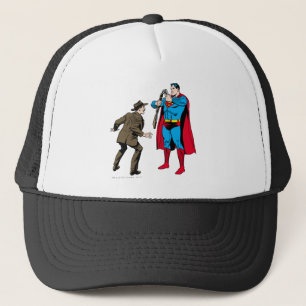 Superman buigt een pistool trucker pet