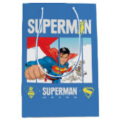 Superman en Krypto nemen vlucht Medium Cadeauzakje (Voorkant)