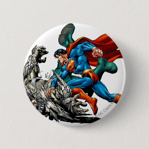 Superman Fights Monster Ronde Button 5,7 Cm