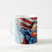 Superman Holding US Flag Koffiemok (Voorkant links)