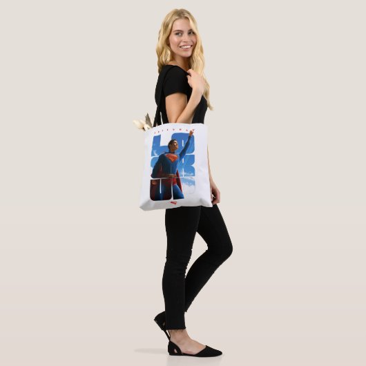 Superman Look Up Pose Tote Bag (Op model)