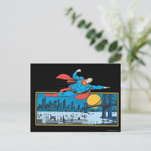 Superman vliegen in de stad briefkaart (Staand voorkant)