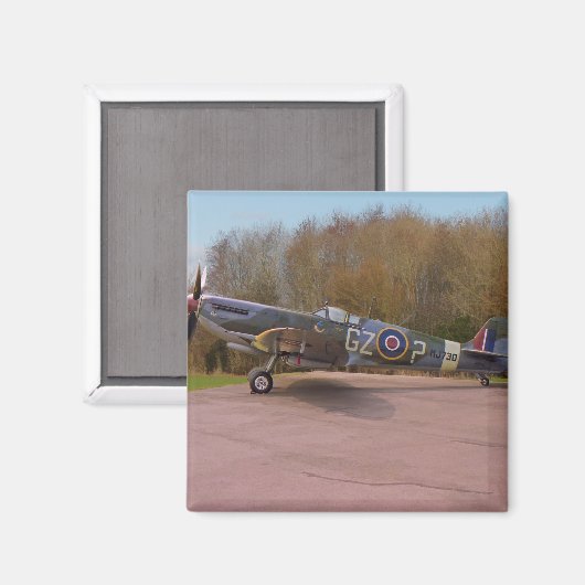 Supermarine Spitfire HF Mk. IXe MJ730 Magneet (Voorkant / Achterkant)