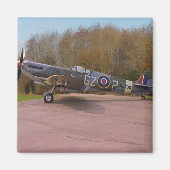 Supermarine Spitfire HF Mk. IXe MJ730 Magneet (Voorkant)