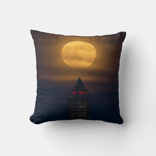 Supermoon over Washington Monument Kussen (Voorkant)