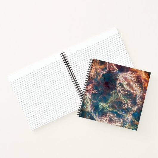 Supernovaresten Cassiopeia A. Notitieboek (Binnen)