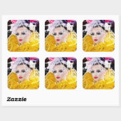 Superstar model in gele jurk vierkante sticker (Vel)