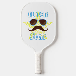 Superster met zonnebril en snor pickleball paddle