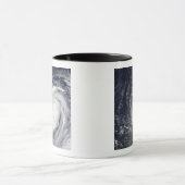 Supertyfoon Choi-wan Mok (Midden)