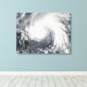 Supertyfoon Megi Canvas Afdruk (Insitu (Houten vloer))