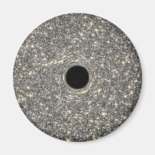 Superzwaar zwart gat in het midden van een sterren magneet