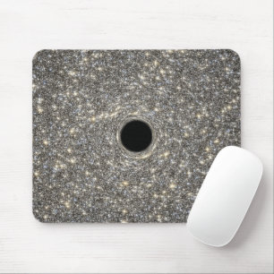 Superzwaar zwart gat in het midden van een sterren muismat