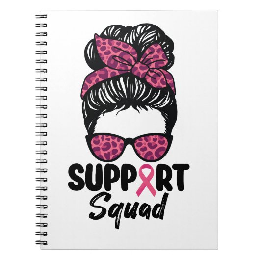 Support Squad Messy Bun Pink Warrior Breast Cancer Notitieboek (Voorkant)
