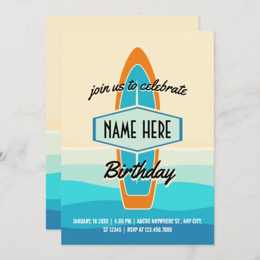 Surf board op strand verjaardag kaart (Voorkant / Achterkant)