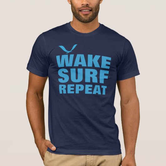 Surf Mannen Basic Bella Canvas T-Shirt (Voorkant)
