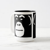 Surf Munkey logo over een mok (Voorkant links)