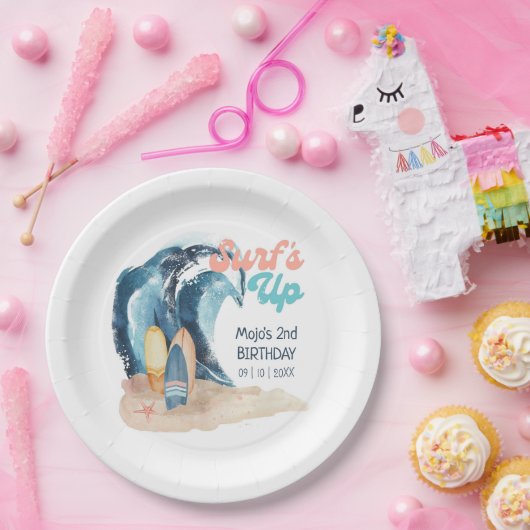 Surf omhoog | Maandag tropisch strand Surfende kin Papieren Bordje (Feest)