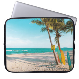 Surf planken op strandwerend kussen laptop sleeve