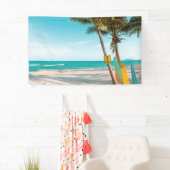 Surf planken op strandwerend kussen spandoek (Insitu)