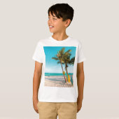 Surf planken op strandwerend kussen t-shirt (Voorkant volledig)