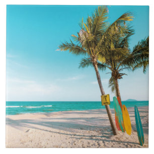 Surf planken op strandwerend kussen tegeltje