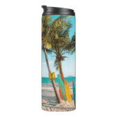 Surf planken op strandwerend kussen thermosbeker (Geroteerd rechts)