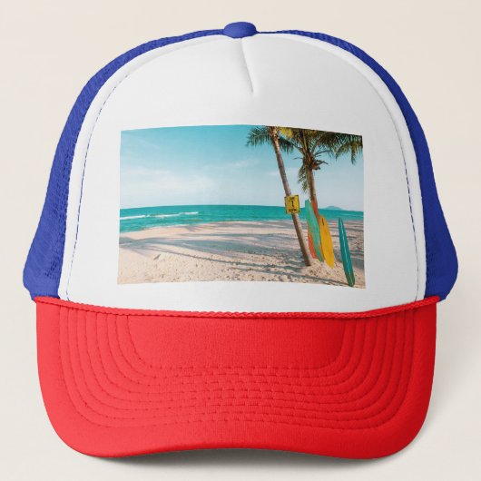 Surf planken op strandwerend kussen trucker pet (Voorkant)