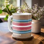 Surfbordstrips - Subtle Wood Background Koffiemok<br><div class="desc">Een kleurrijk,  retro stripe design in blauw en oranje op een achtergrond van faux-houtprint. Een  surfbordbandontwerp met een strand en een surf uiterlijk. Voeg jouw naam of monogram toe om van dit een persoonlijke telefoonzaak te maken die onder je vrienden zal opvallen. De naam is een dunne serif doopvont.</div>