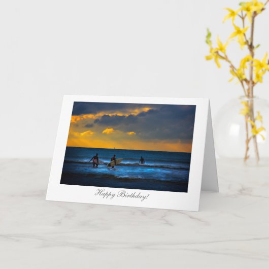 Surfen bij zonsondergang - Happy Birthday Kaart (Gele Bloem)