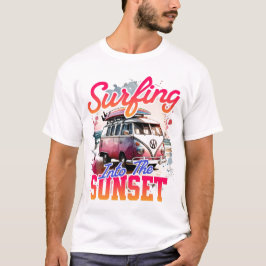 Surfen in de zonsondergang t-shirt