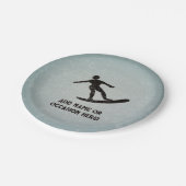 Surfen man rijden golf - jouw tekst op mannelijk papieren bordje (Gekanteld)