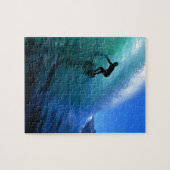 Surfen op de groene buis in het Zuid-Afrikaanse pa Legpuzzel (Horizontaal)