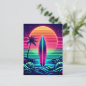 Surfen op de Neon Sunset Briefkaart (Staand voorkant)