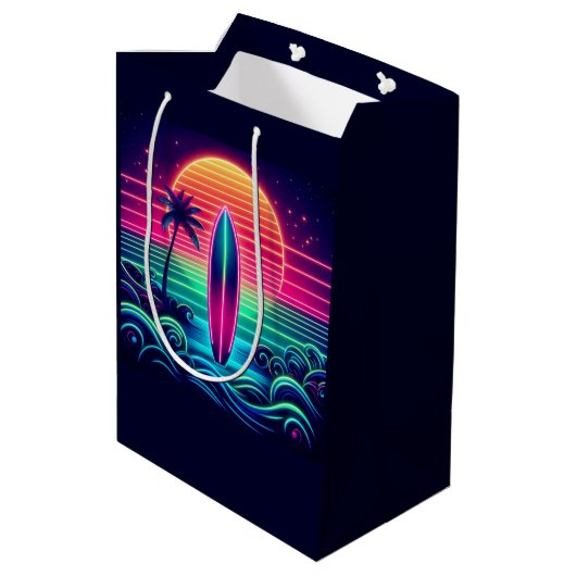 Surfen op de Neon Sunset- Medium Cadeauzakje (Achterkant Gekanteld)