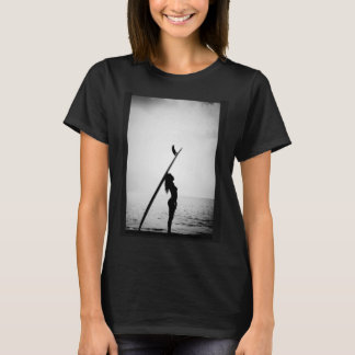 Surfen op de rand van de rand t-shirt