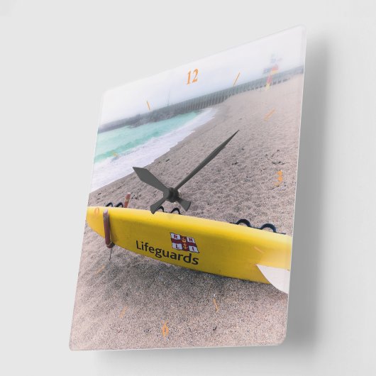 Surfen op de redding, West Bay, Dorset Vierkante Klok (Hoek)