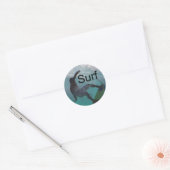 surfen op een grote golf ronde sticker (Envelop)