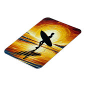 Surfen op het strand bij zonsondergang magneet (Linkerzijde)