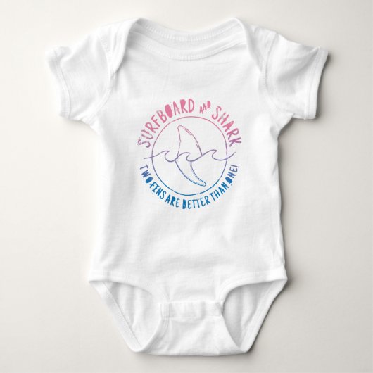 Surfen op het surfgebied van surfen op surfen op s romper (Voorkant)